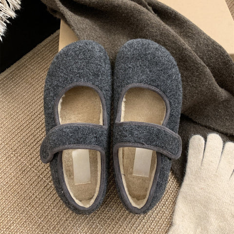 2025  Korean Velcro Mao Mao shoes women wear new velvet single shoes warm cotton shoes flat Mary Jane Doudou shoes in winter