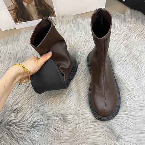 2025  Retro niche flat-bottomed black Martin boots women's shoes popular autumn and winter new soft leather brown short boots medium thin boots